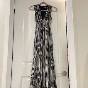 Alice & Olivia Deep V Neck Gown